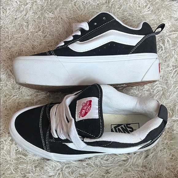 Vans KNU SKOOL Black and White platform - Picture 2 of 3